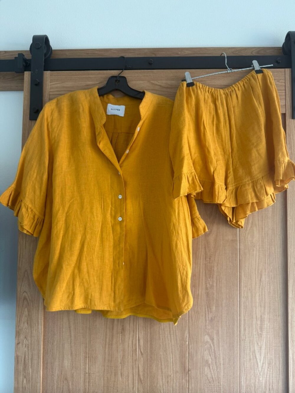 Sleeper Yellow/Mustard Ruffle-trimmed Linen Set Large